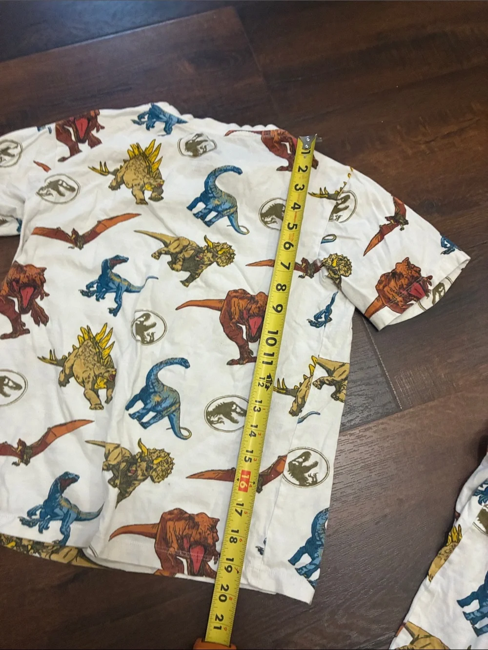 Jurassic World 2 Piece Dinosaur Shirt & Shorts Set Sz 10-12 100% Cotton